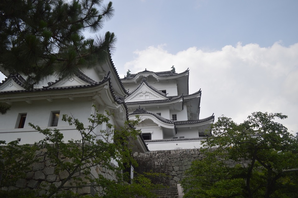 伊賀上野城（三重県伊賀市）の詳細情報・周辺観光｜ニッポン城めぐり