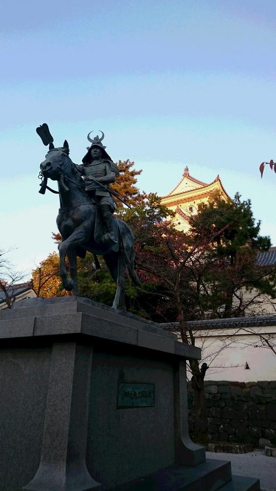 大垣城