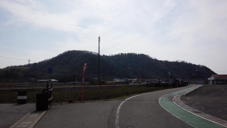 虎御前山城