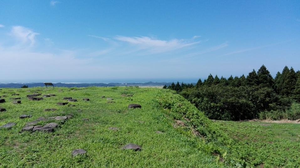 山根館