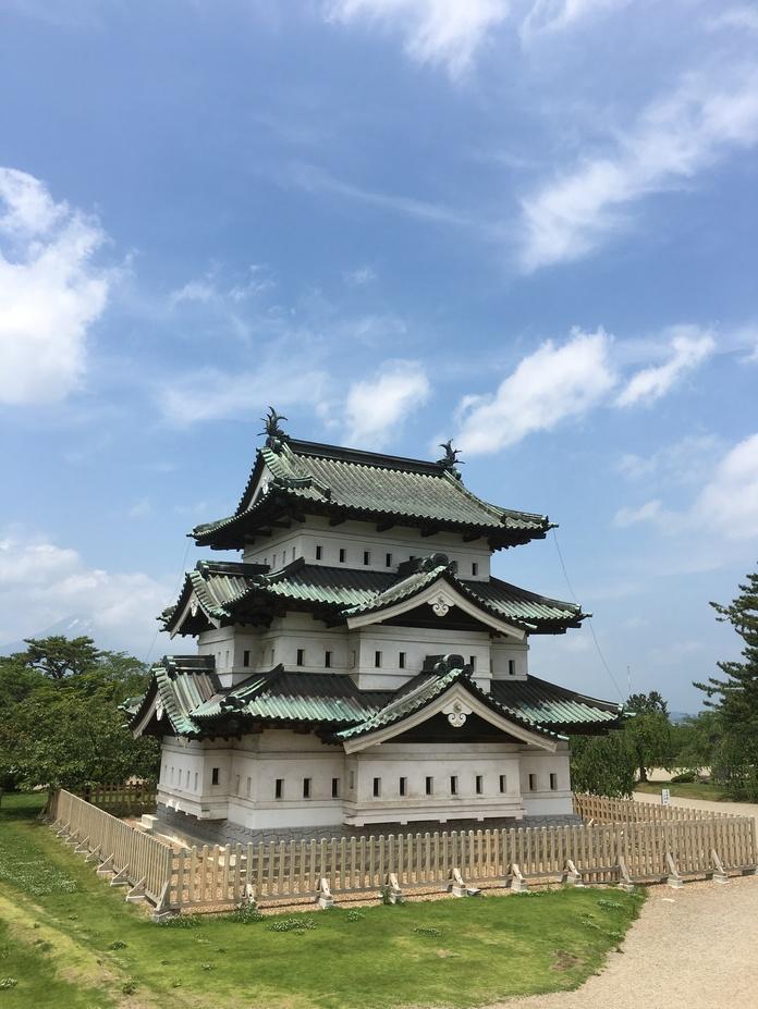 弘前城