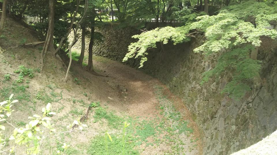 岡崎城