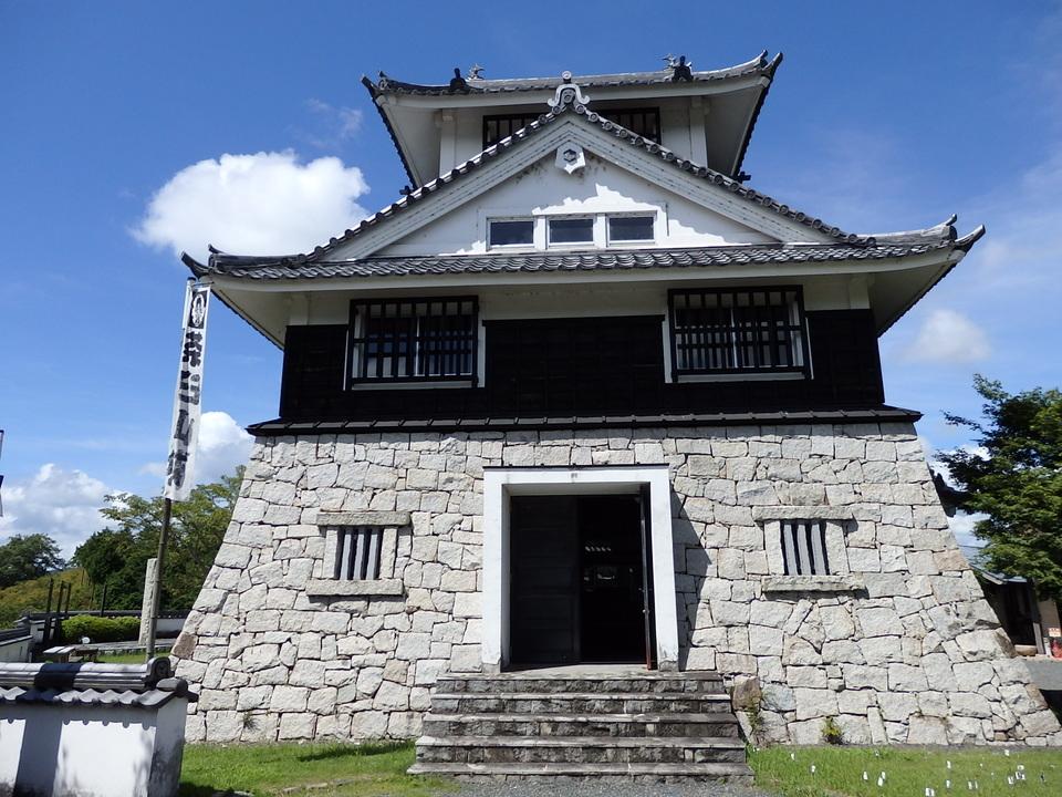 周匝茶臼山城