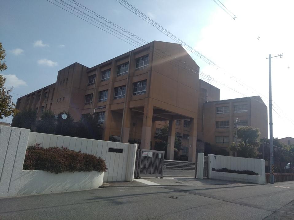 一津屋城