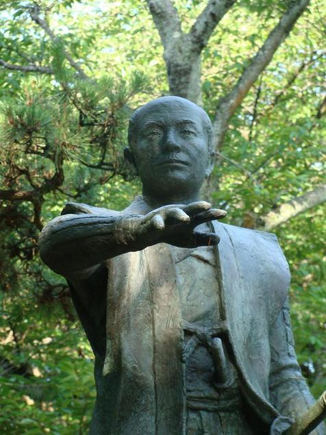 小丸山城