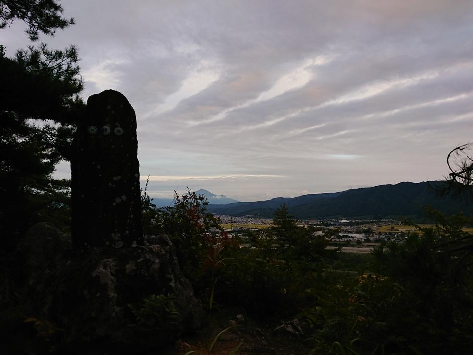 向羽黒山城