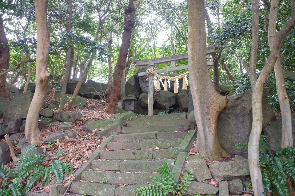 塩越城