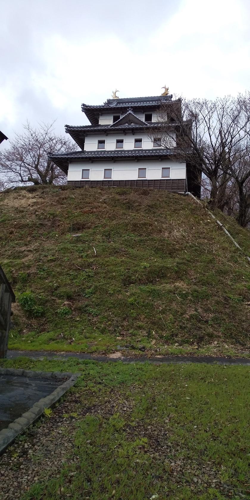 羽衣石城