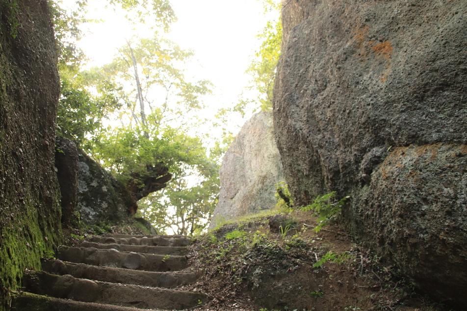 岩殿山城