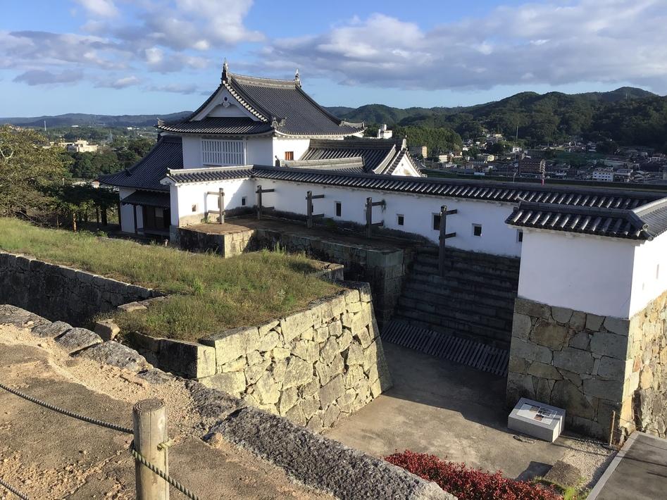 津山城