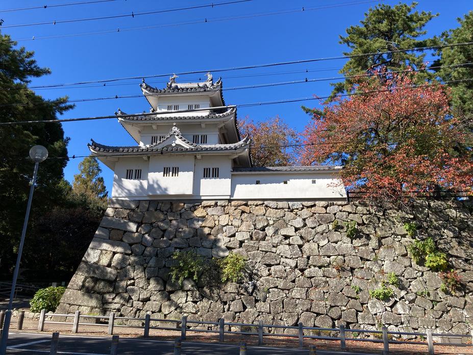 津城
