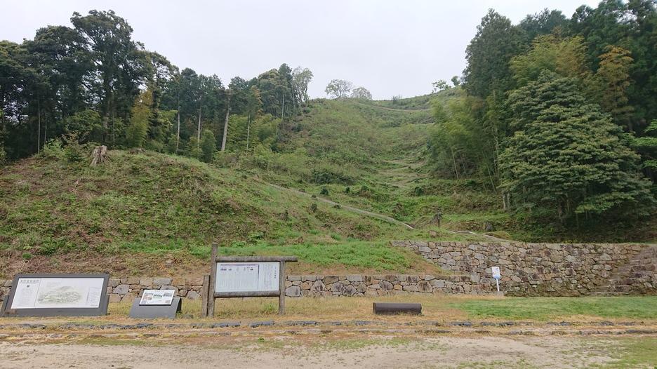 月山富田城