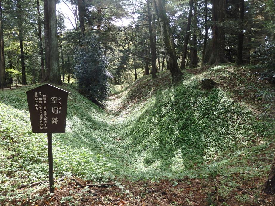 白河関