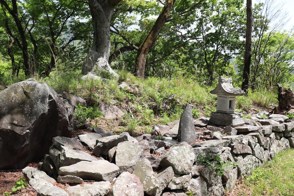獅子吼城