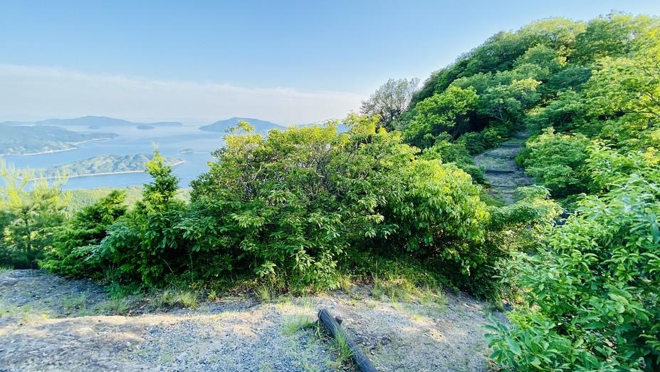 琴石山城