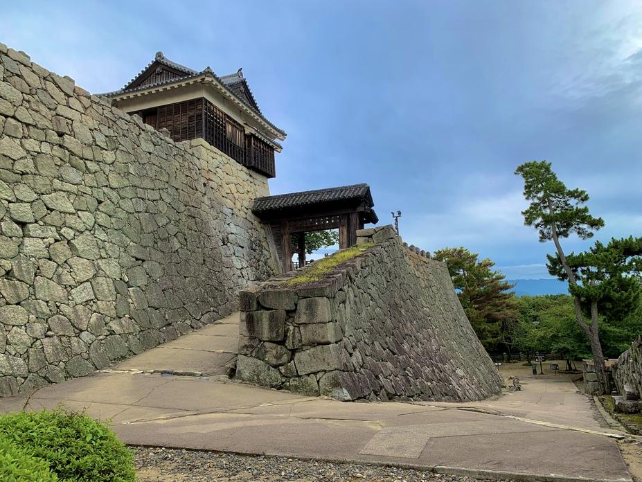 松山城