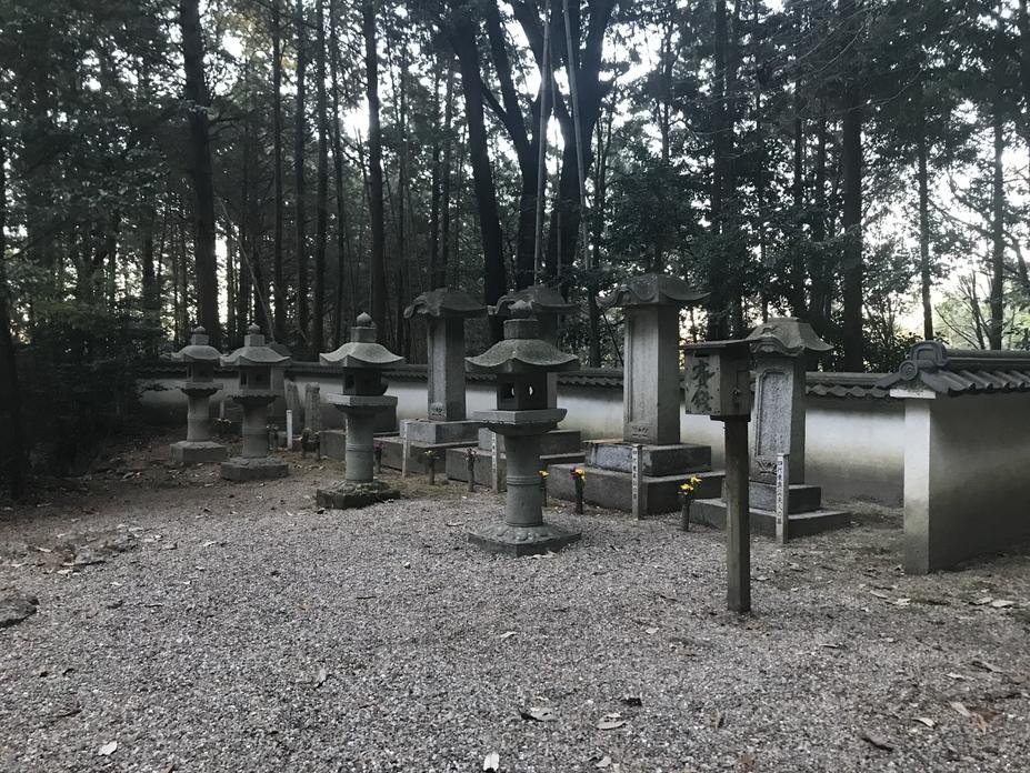 奥殿陣屋
