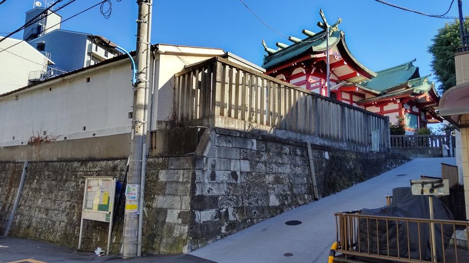 築土城