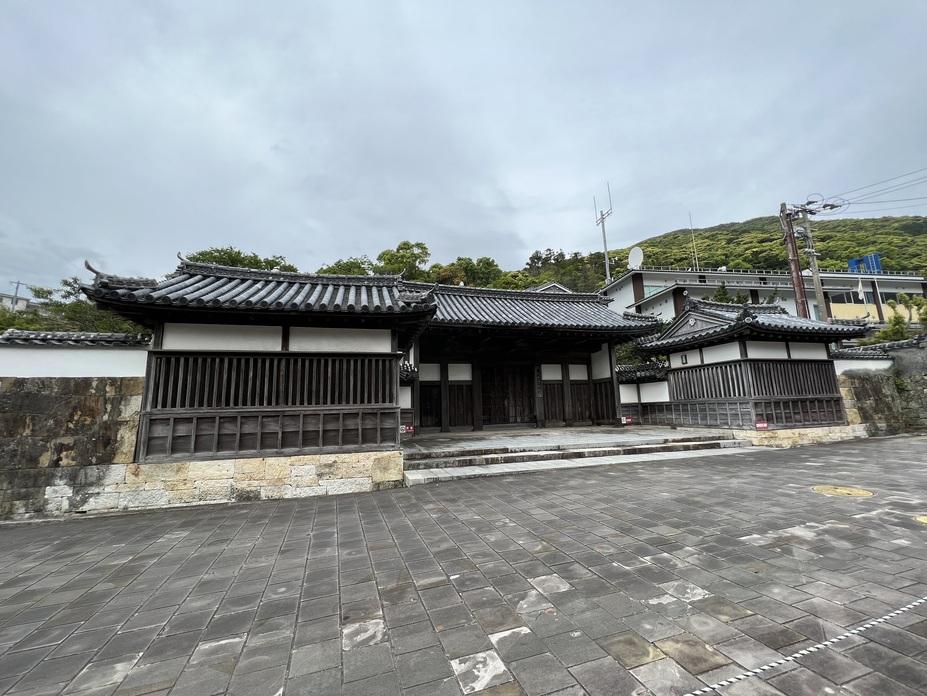 厳原城