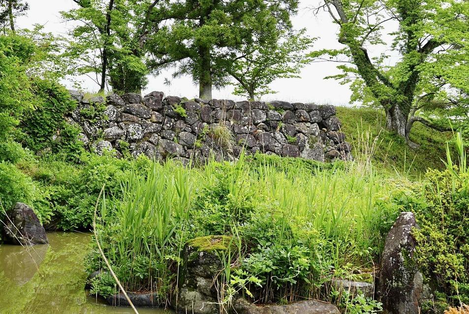 梁川城