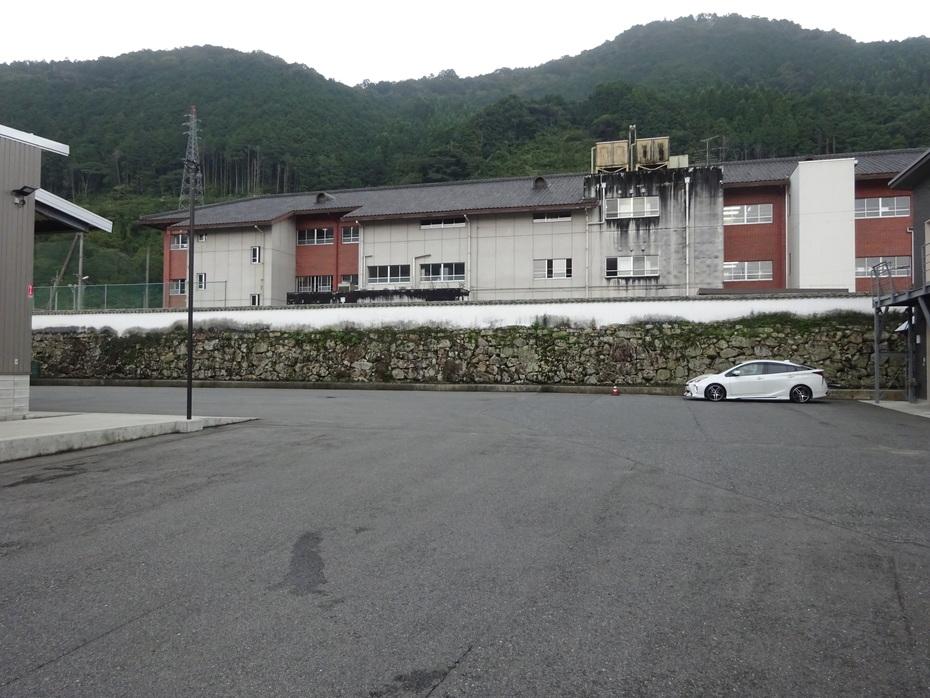 鶴首城