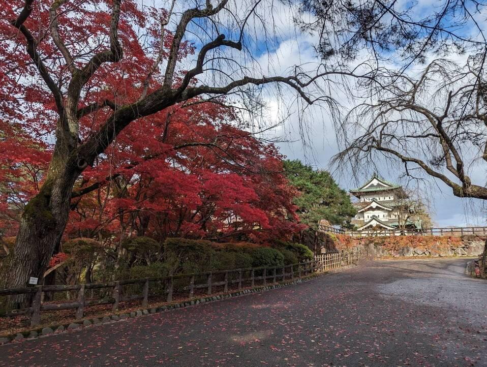 弘前城