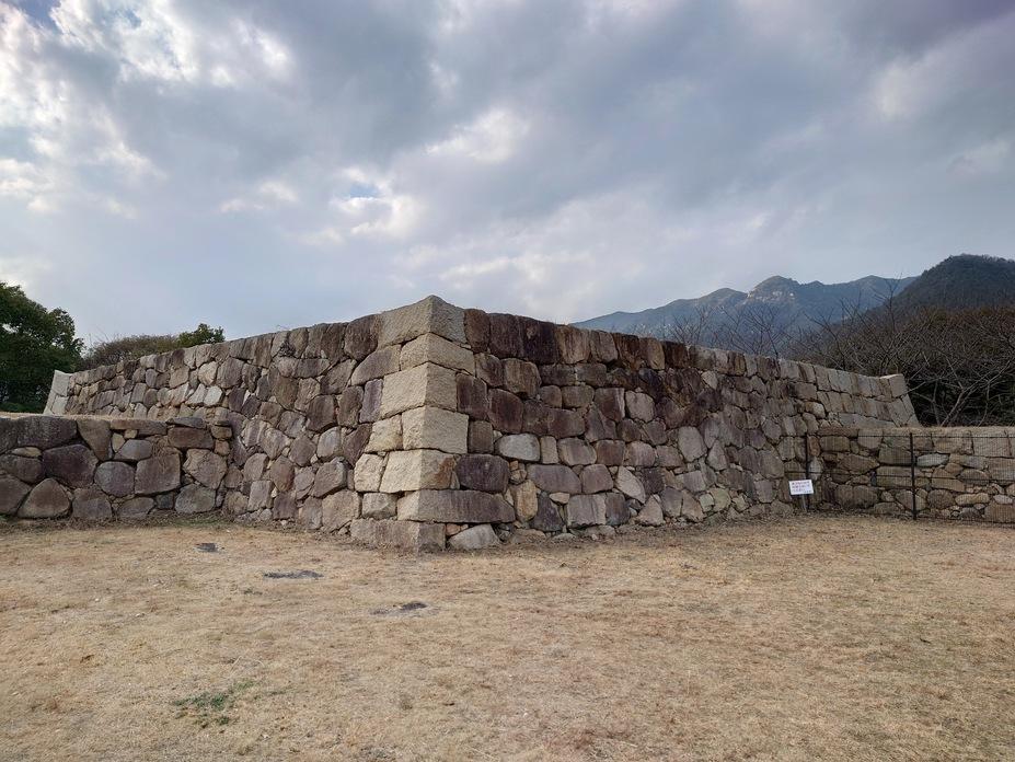 亀居城