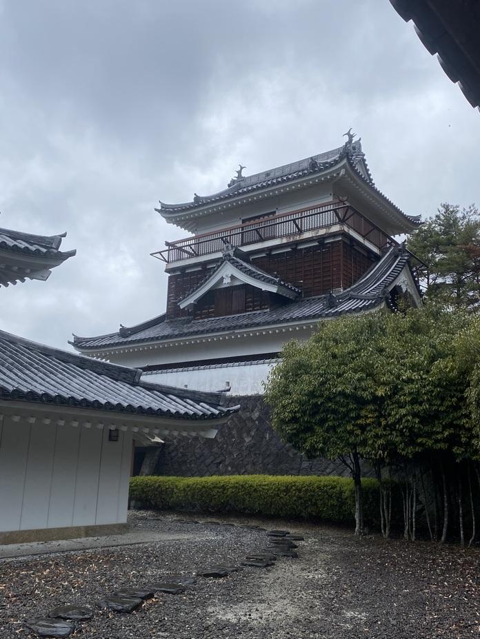岩石城