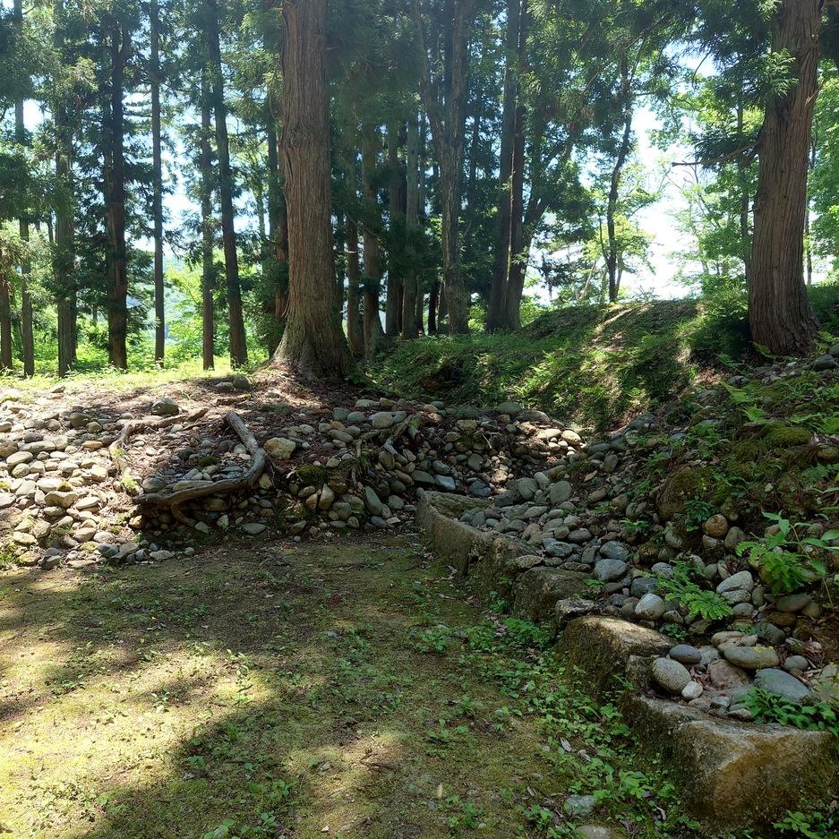 舘山城