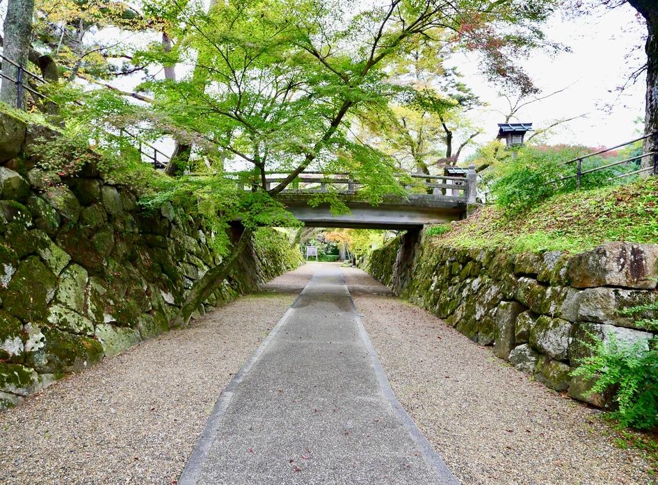 亀山城