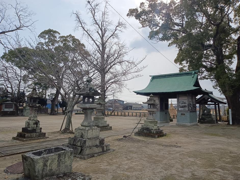 津村城