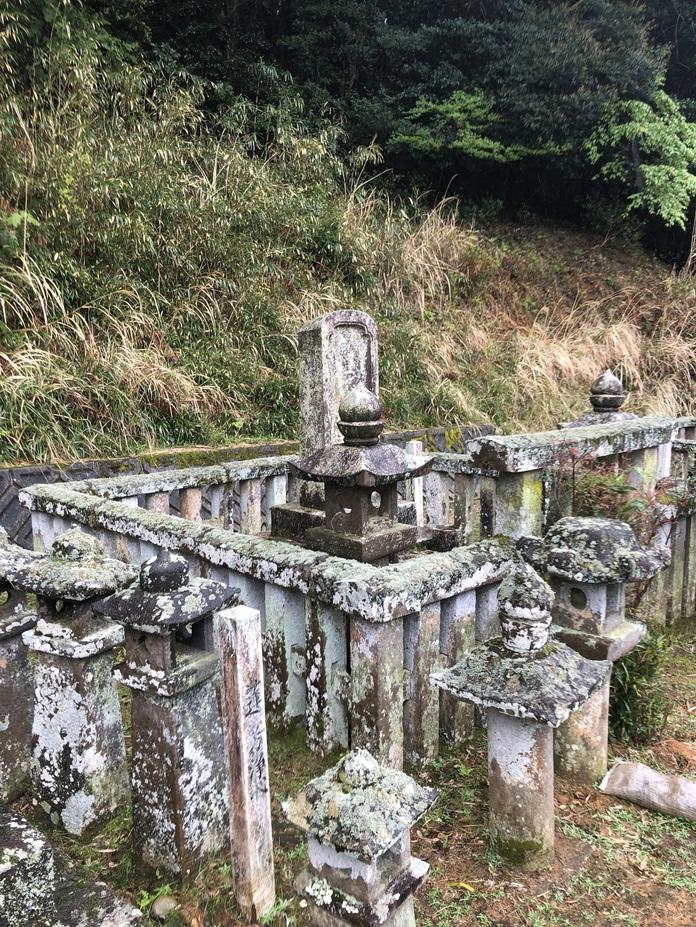 阿川毛利氏館