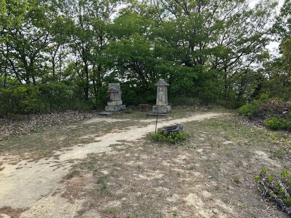 由良山城