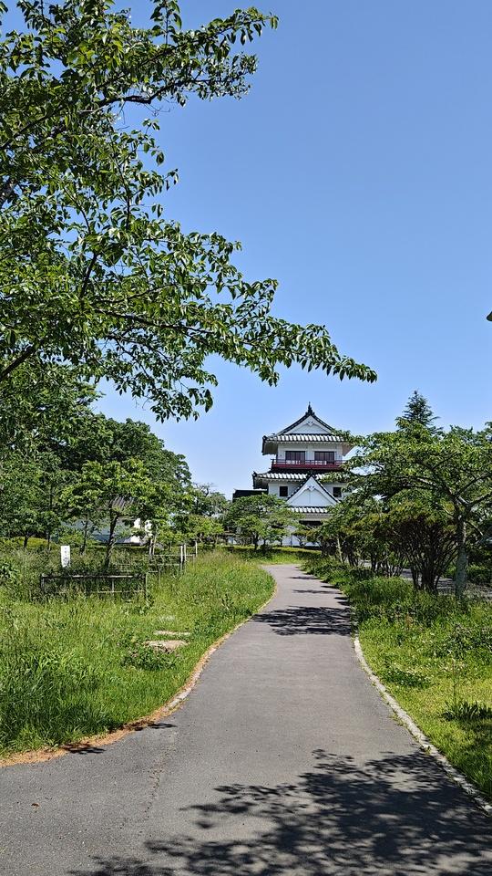 涌谷城