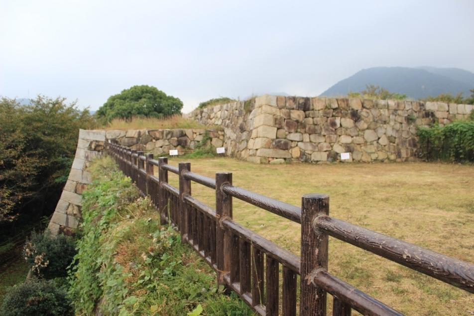 亀居城