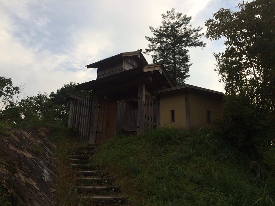 高根城