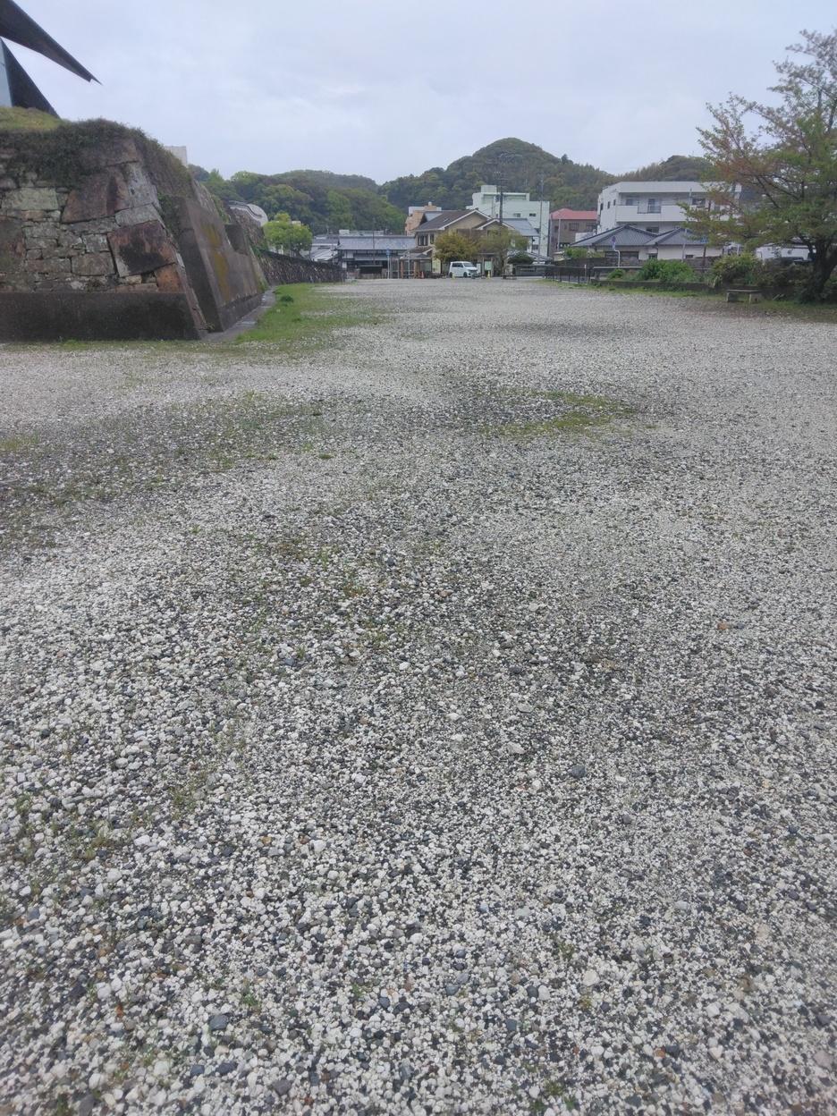 厳原城