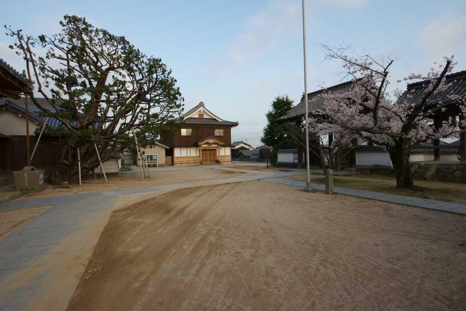 神吉城