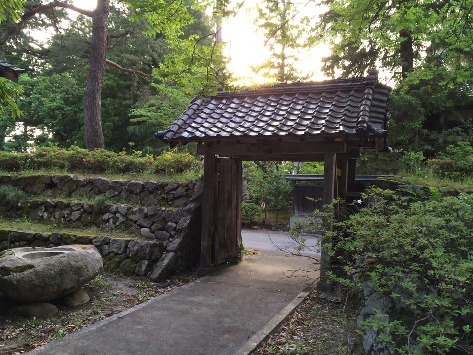 井波城
