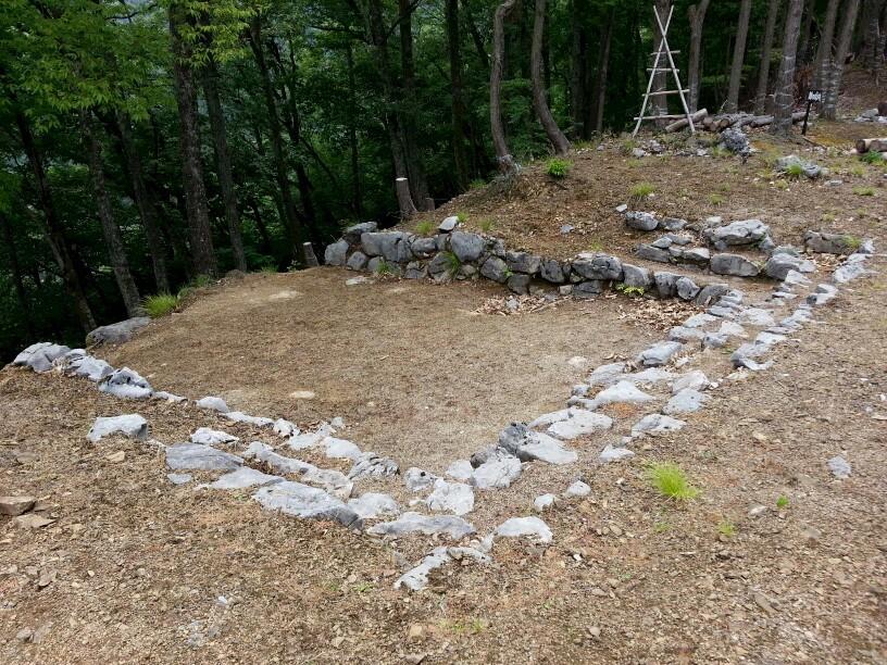 鎌刃城